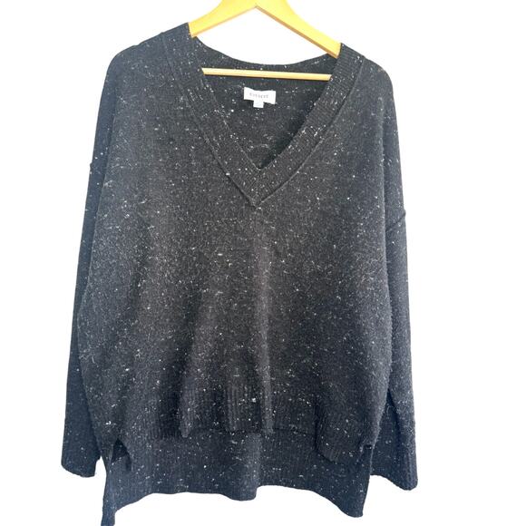 Evereve Women’s Black Speckled V-Neck Sweater Size Large Oversized Relaxed Fit - Picture 1 of 5